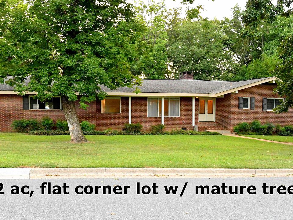 1st image of 5808 Lenlock Cir SE