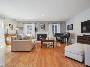 77 Derby Ct, Madison, NJ 07940