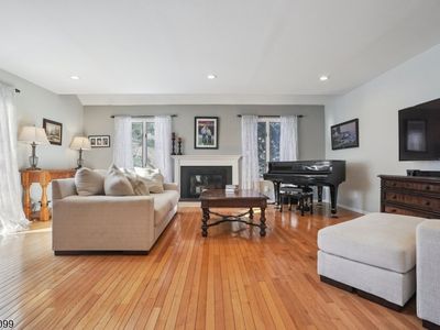 77 Derby Ct, Madison, NJ, 07940