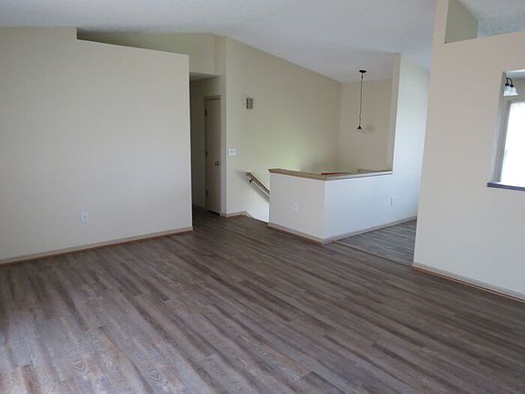 2nd image of 857 Radbourne Dr