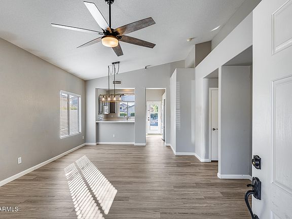 4th image of 4043 W DESERT HOLLOW Drive