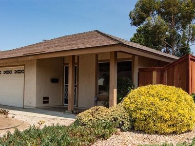2150 Country Pl, Escondido, CA, 92026