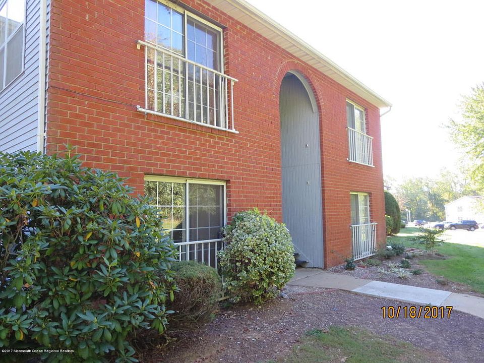 1st image of 702-1 Zlotkin Cir