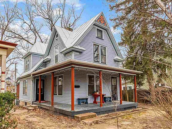 3rd image of 311 Brown St