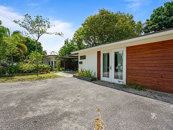 2nd image of 3355 SW 22nd St #1