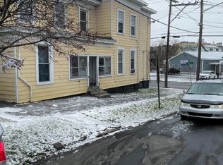1436 Lodi St #2R, Syracuse, NY 13208