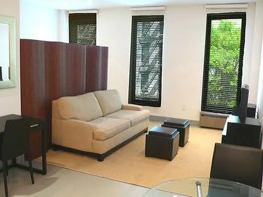 Rented by Lara Group | media 6