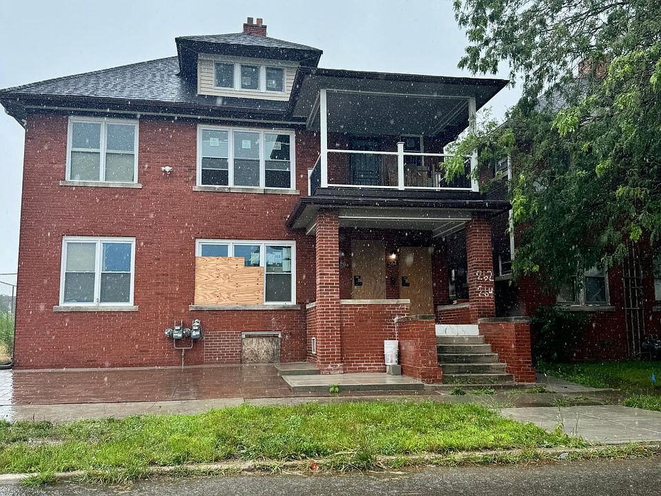1st image of 262 Elmhurst St #1