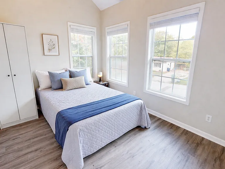 640 Alfred Rd NW — Photo 1