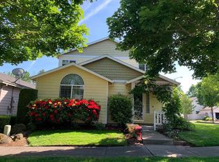 20606 NE Shore View Dr, Fairview, OR 97024