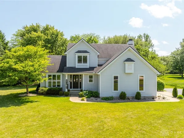 143 Summerfield Ln, Lebanon, OH 45036