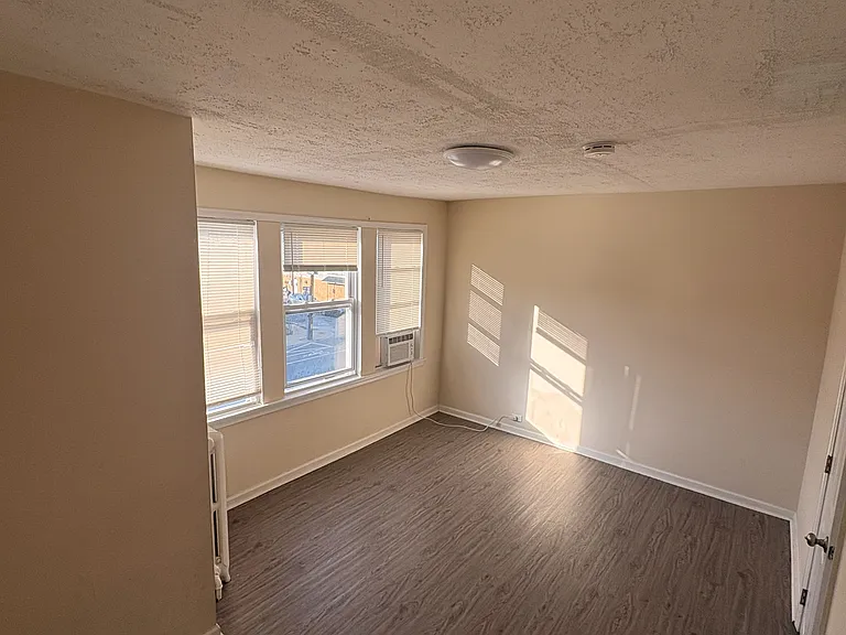 7409 Torresdale Ave — Photo 17