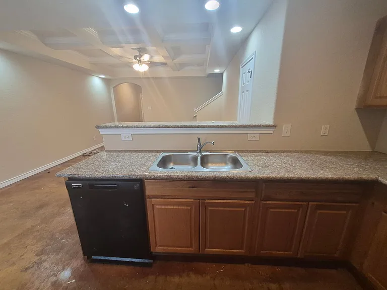 6308 Attucks Ln — Photo 7
