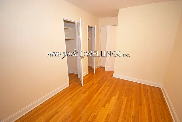 Rented by New York Dwellings LLC | media 40