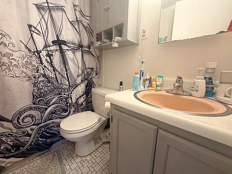 239 Kelton St #44 — Photo 11