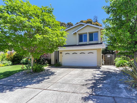 3rd image of 716 Seawood Way