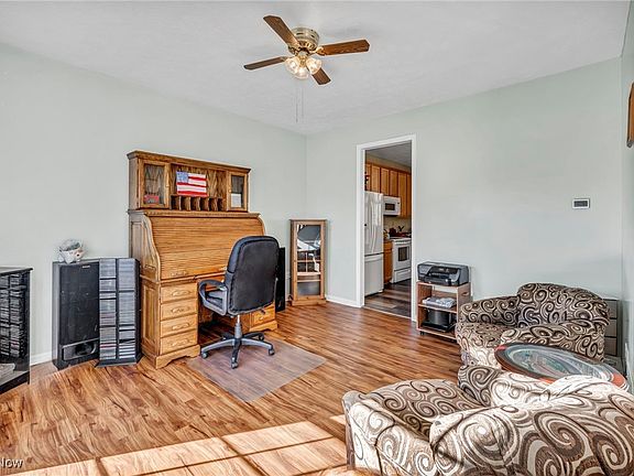 5th image of 4262 Santina Way
