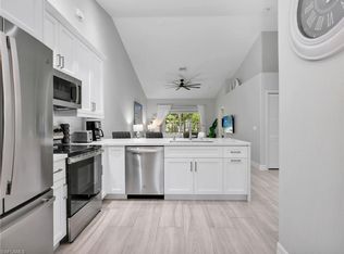 3505 Avion Woods Ct UNIT 902, Naples, FL 34104