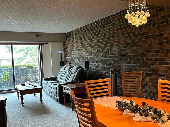 2nd image of 1500 Woodbridge Rd APT 1F