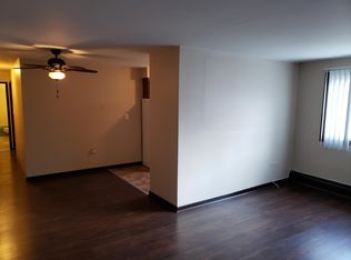 2140 Kenilworth Ave APT 308, Berwyn, IL 60402