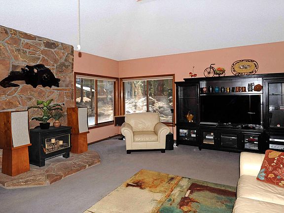3rd image of 2505 N Eddy Dr