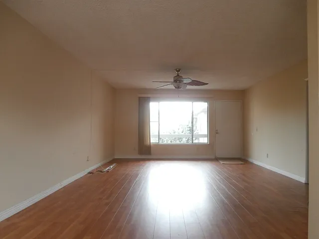 5055 Coldwater Canyon Ave #213 — Photo 5