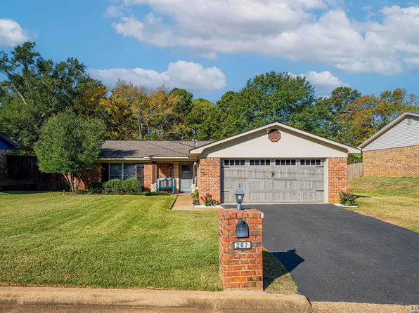 207 Syble Ln, Longview, TX 75605
