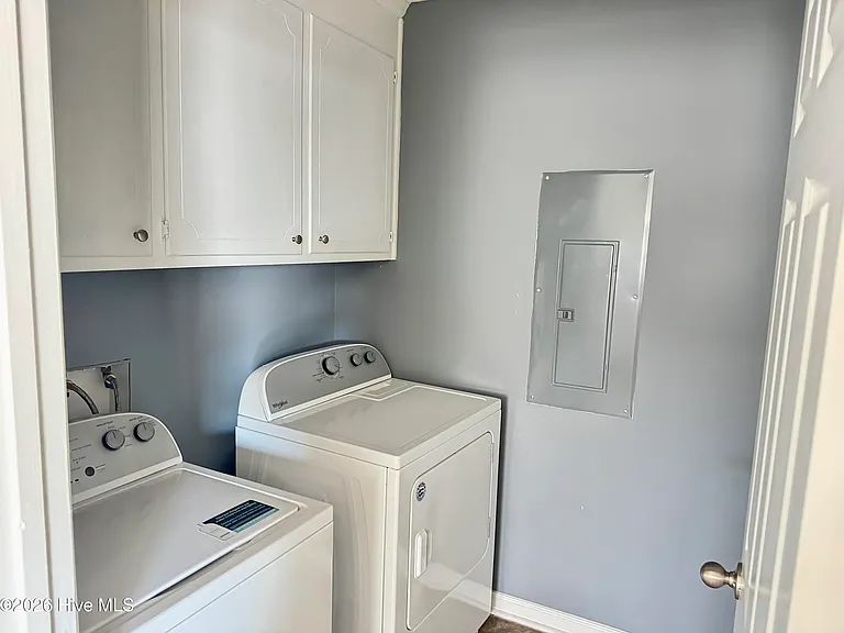 1205 Cross Creek Cir #B6 — Photo 17