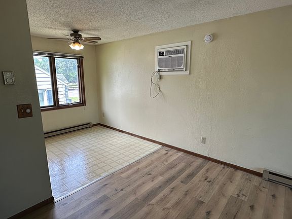 4th image of 1420 6th Ave N #1420