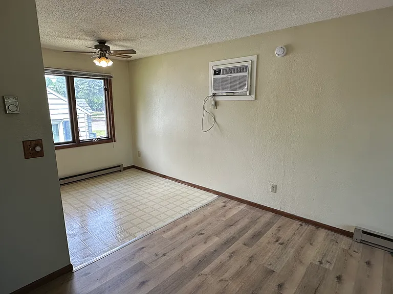 1420 6th Ave N #1420 — Photo 4