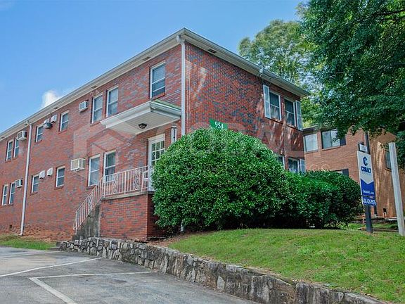 4th image of 954 Saint Charles Ave NE #5