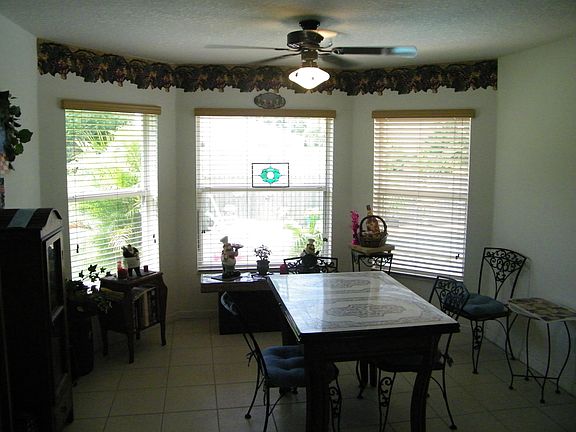 4th image of 5320 NW Arrowhead Ter Terrace