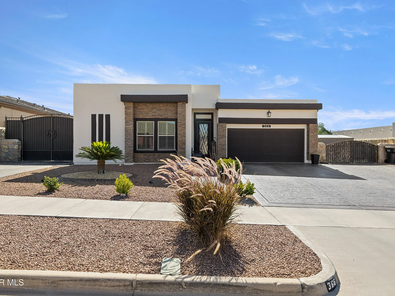 4 bed, 3.5 bath, 2477 sqft, $3,000 — Photo 2