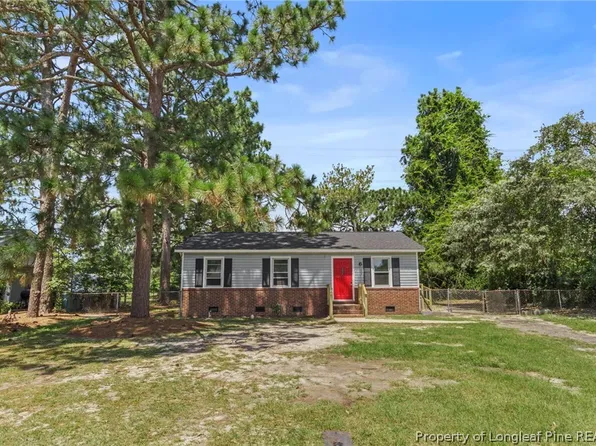 3610 Yorktown Rd, Hope Mills, NC 28348