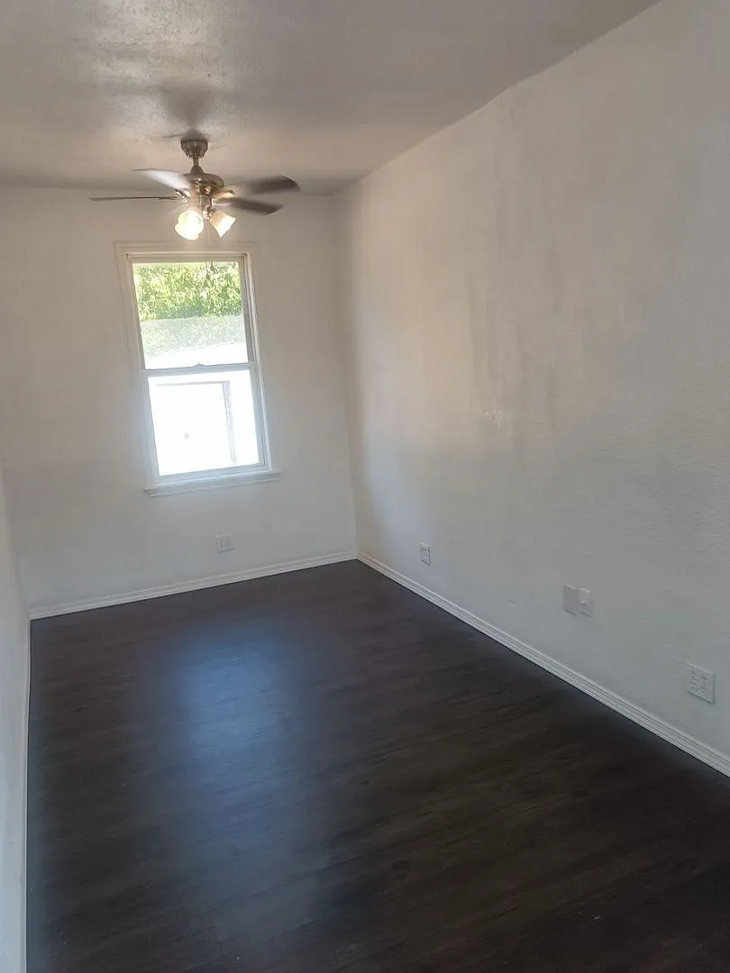 Welcome Home to 6409 Cox Ave! — Photo 3