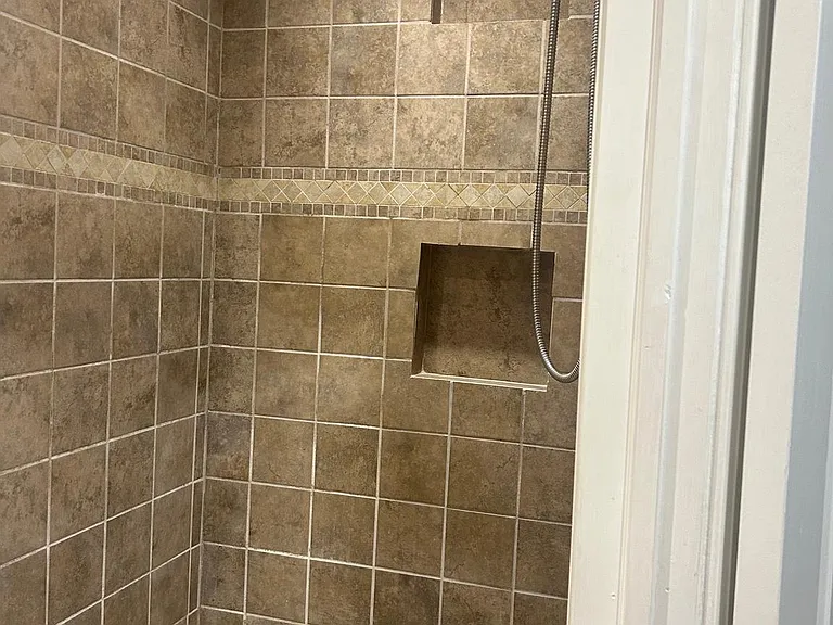 2417 S Rosewood St — Photo 31
