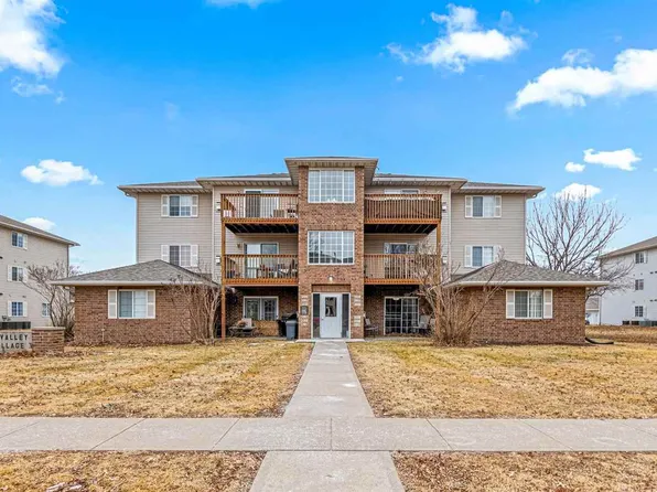 617 Kimberlite St, Tiffin, IA 52340