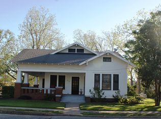 210 N Rusk St, Fayetteville, TX 78940