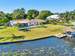 7400 W Lake Dr, Lake Clarke Shores, FL 33406