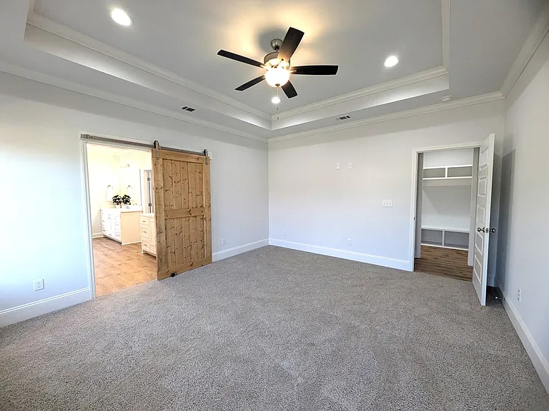 111 Nicole Britt Dr — Photo 17