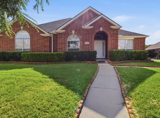 2707 Rocky Creek Dr, Mansfield, TX 76063