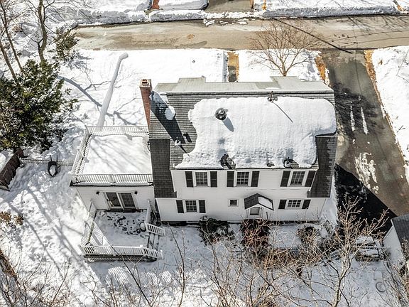 4th image of 10 Dartmouth Rd