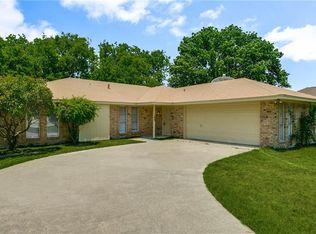 109 Jordan Dr, Desoto, TX 75115
