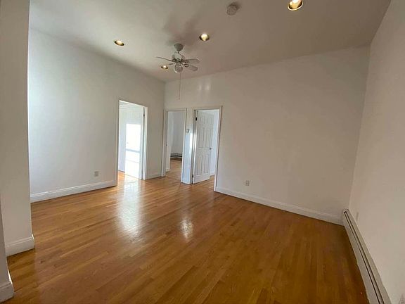 2nd image of 113 W 106th St APT 6B