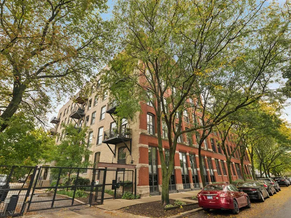 2511 W Moffat St #101, Chicago, IL 60647