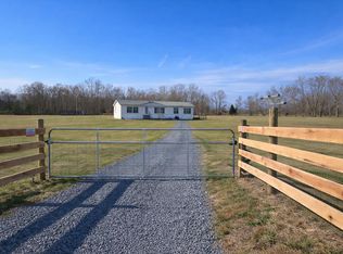 1085 Oak Grove Rd, Columbia, KY 42728