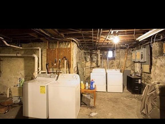 5th image of 66 Herschel St #2