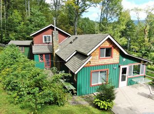 21 Gooding Rd, Shandaken, NY 12480