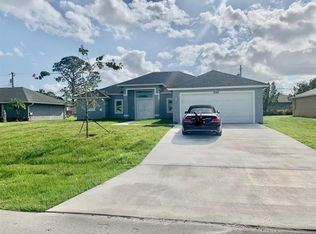 1542 SW Pitts Ave, Port Saint Lucie, FL 34953