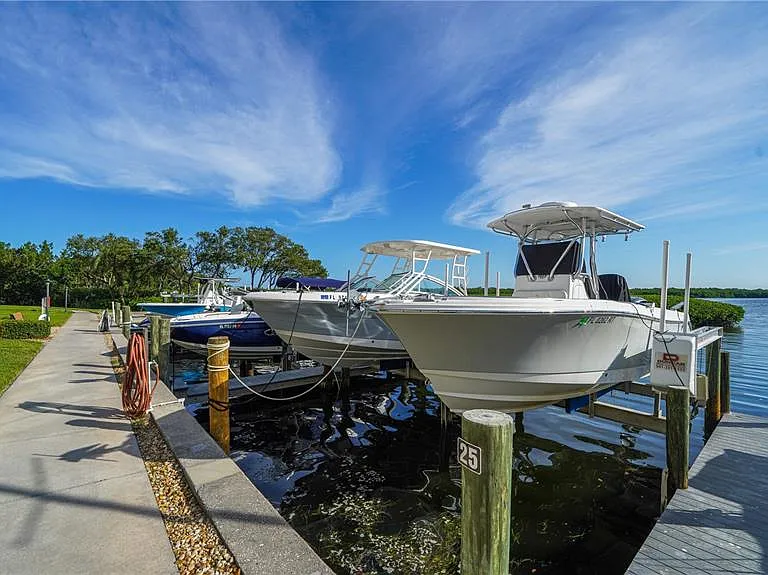 4780 Gulf Of Mexico Dr #5 — Photo 37